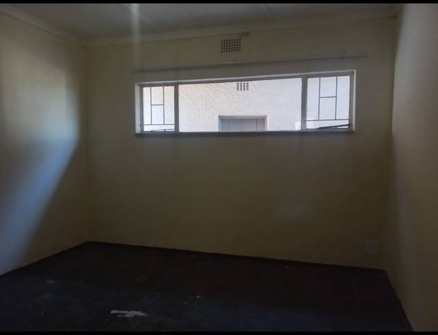 3 BEDROOM FREESTANDING FOR SALE IN RENSBURG